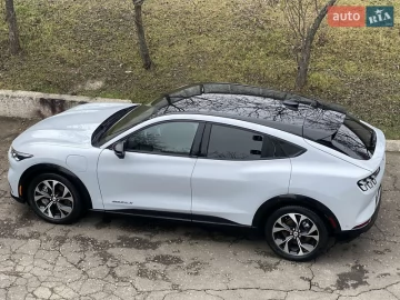 Авто Ford Mustang Mach-E 2020 № 7682717