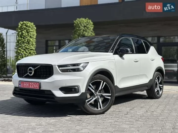 Авто Volvo Xc40 2021 № 7682731