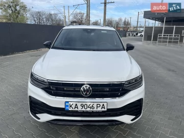 Авто Volkswagen Tiguan 2024 № 7682909