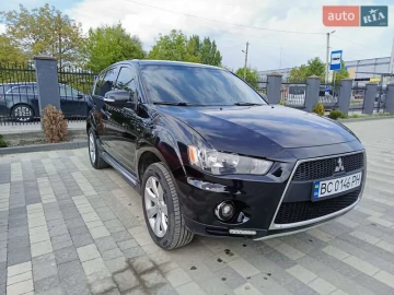 Авто Mitsubishi Outlander Xl 2011 № 7683016