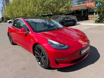 Авто Tesla Model 3 2020 № 7683197