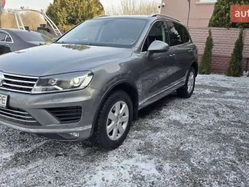 Авто Volkswagen Touareg 2015 № 7683361