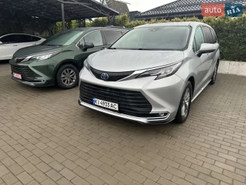 Авто Toyota Sienna 2022 № 7683512