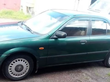 Авто Mazda 323 2000 № 7683523