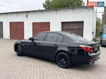 Авто BMW 5 Series 2006 № 7683558