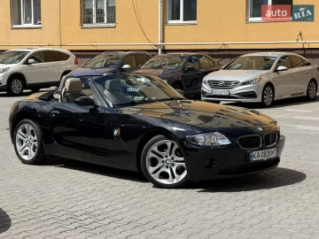 Авто BMW Z4 2003 № 7683585