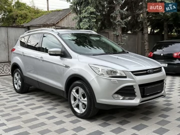 Авто Ford Kuga 2015 № 7683611