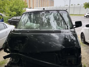 Авто Volkswagen Transporter 2000 № 7683684