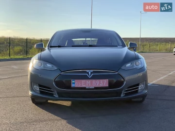 Авто Tesla Model S 2014 № 7683984