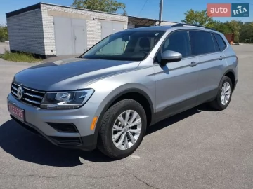 Авто Volkswagen Tiguan 2020 № 7684027
