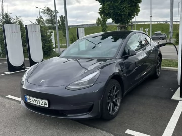 Авто Tesla Model 3 2022 № 7684291