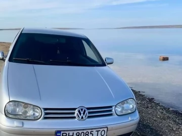 Авто Volkswagen Golf 2002 № 7684621