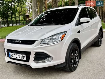 Авто Ford Escape 2013 № 7684733