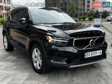 Авто Volvo Xc40 2022 № 7684801