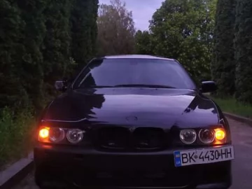 Авто BMW 5 Series 2000 № 7684848