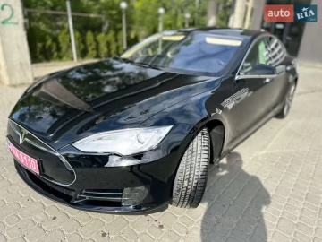 Авто Tesla Model S 2015 № 7685005