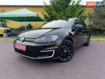 Авто Volkswagen E-Golf 2015 № 7685040