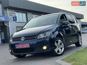 Авто Volkswagen Touran 2011 № 7685047