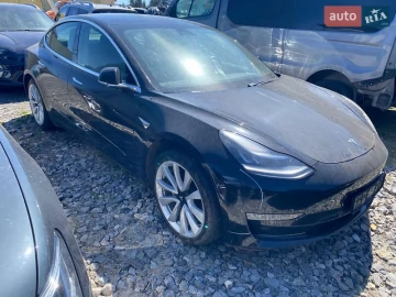 Авто Tesla Model 3 2020 № 7685063