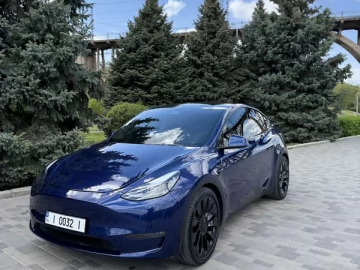 Авто Tesla Model Y 2022 № 7685140