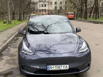 Авто Tesla Model Y 2020 № 7685332