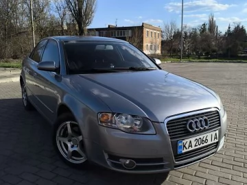 Авто Audi A4 2004 № 7685386