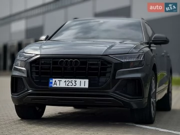 Авто Audi Q8 2021 № 7685502