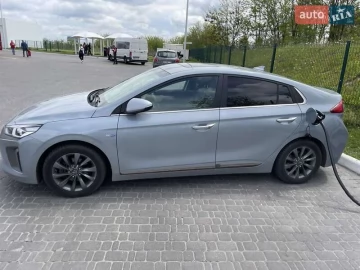 Авто Hyundai Ioniq 2018 № 7685605