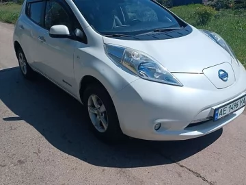 Авто Nissan Leaf 2014 № 7685718
