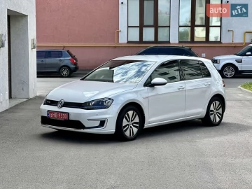 Авто Volkswagen E-Golf 2015 № 7685738