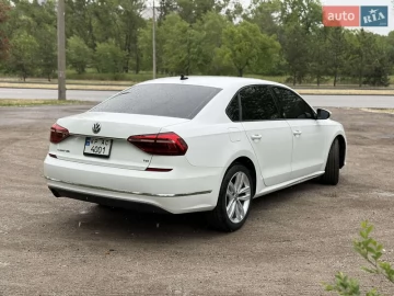 Авто Volkswagen Passat 2018 № 7685785