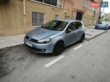Авто Volkswagen Golf 2010 № 7685935