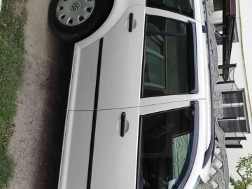 Авто Volkswagen Golf 2001 № 7686059