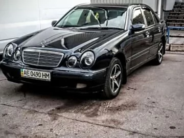 Авто Mercedes E-Class 2000 № 7686100