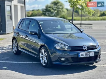 Авто Volkswagen Golf 2010 № 7686139