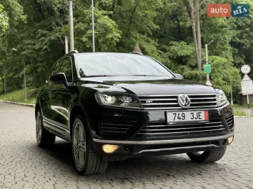Авто Volkswagen Touareg 2017 № 7686236