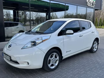 Авто Nissan Leaf 2014 № 7686366