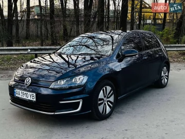 Авто Volkswagen E-Golf 2015 № 7686384