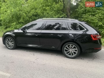 Авто Skoda Superb 2017 № 7686473