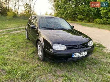 Авто Volkswagen Golf 2000 № 7686848