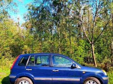 Авто Ford Fusion 2010 № 7686898