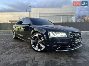 Авто Audi S8 2012 № 7687065