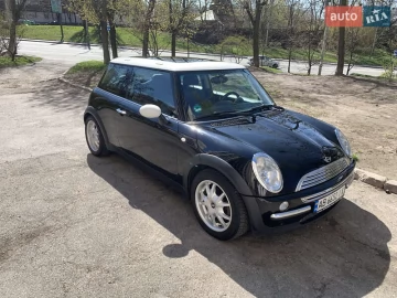 Авто MINI Hatch 2002 № 7687413