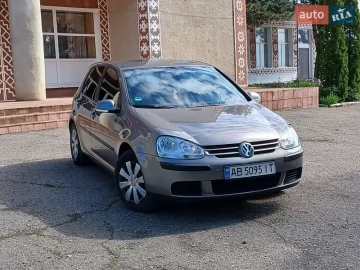 Авто Volkswagen Golf 2004 № 7687414