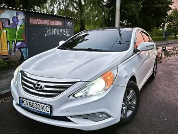 Авто Hyundai Sonata 2013 № 7687434