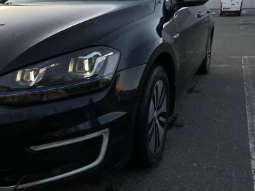 Авто Volkswagen E-Golf 2015 № 7687459