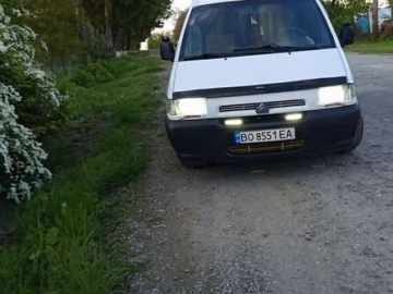 Авто Citroen Jumpy 2000 № 7687526