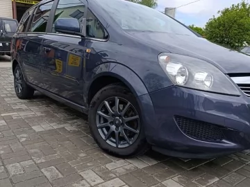 Авто Opel Zafira 2010 № 7687576