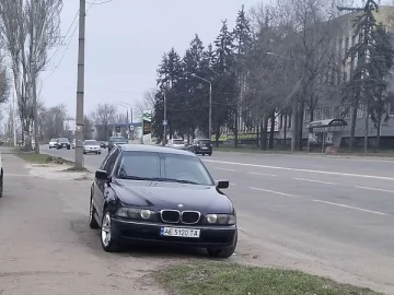 Авто BMW 5 Series 1999 № 7687676
