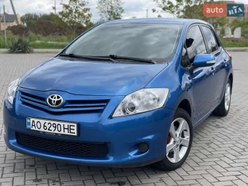 Авто Toyota Auris 2011 № 7687718